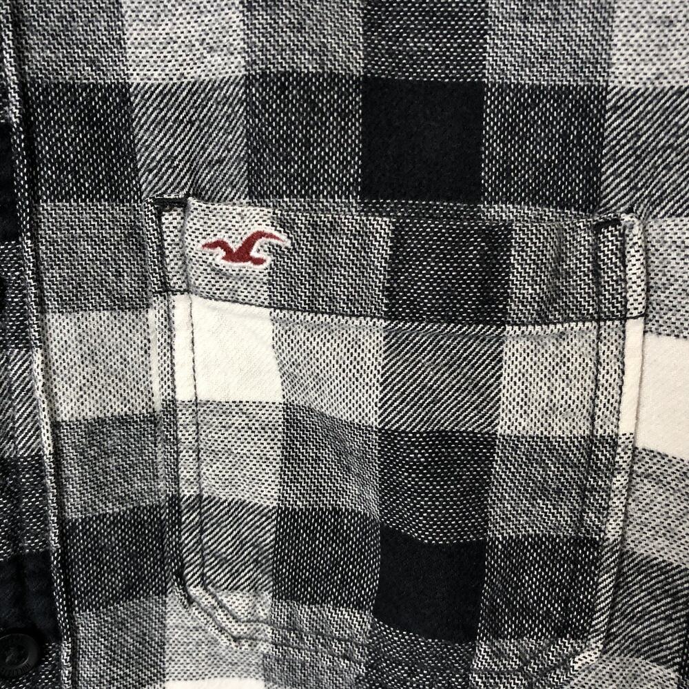 Hollister Men's Black & White Plaid Long Sleeve Flannel Button-Up Shirt Size XL - Picture 2 of 7